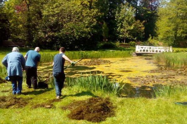 werken in de tuin